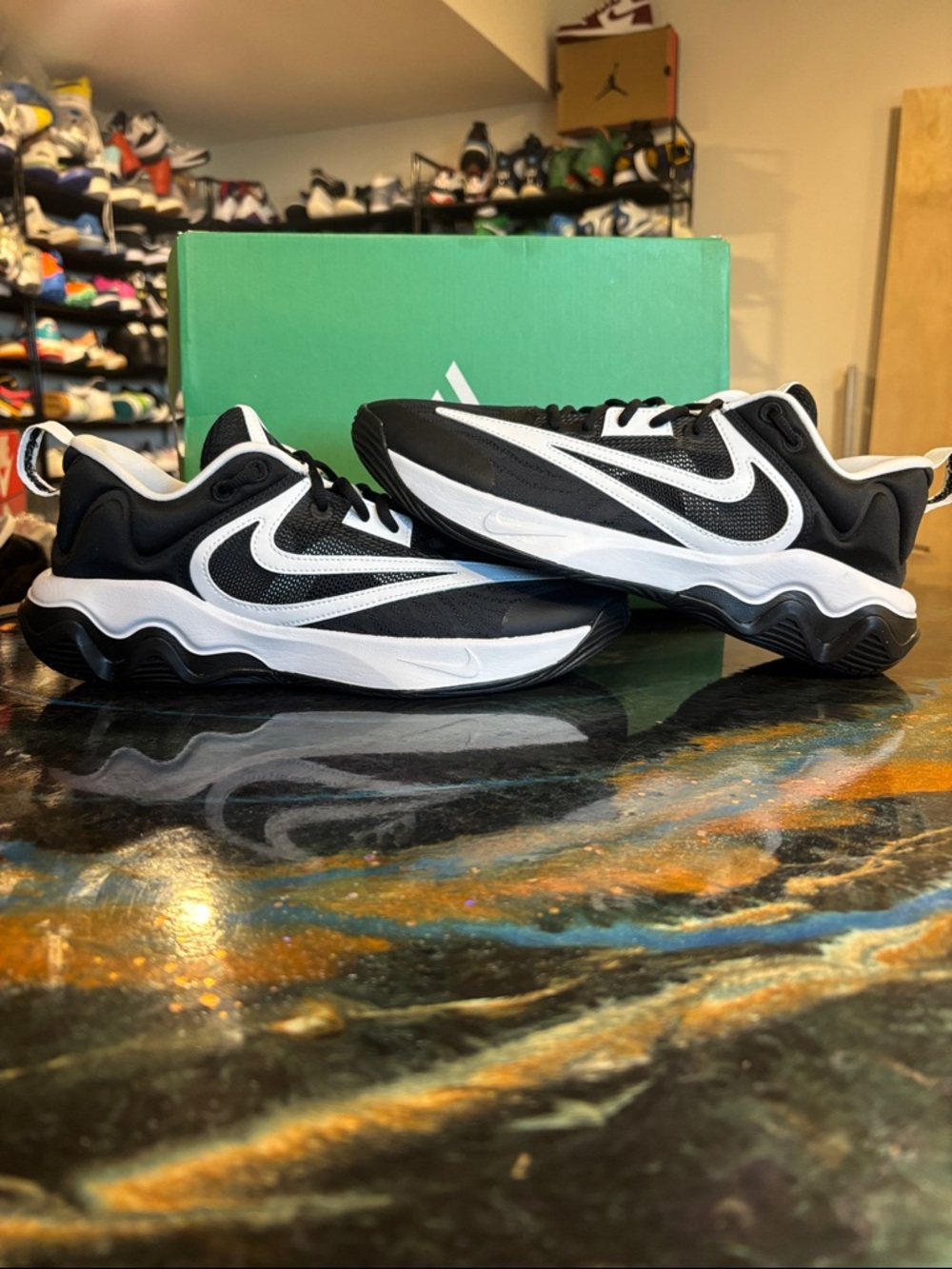 Nike Black and White Men's Wave-Detail Athletic Sneakers